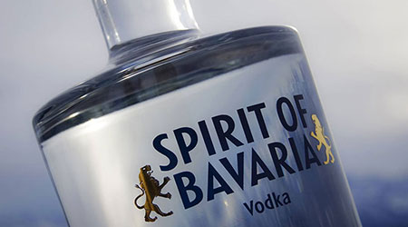 Bleiben Sie auf dem neuesten Stand rund um Glasverpackungen und passendem Zubehör.